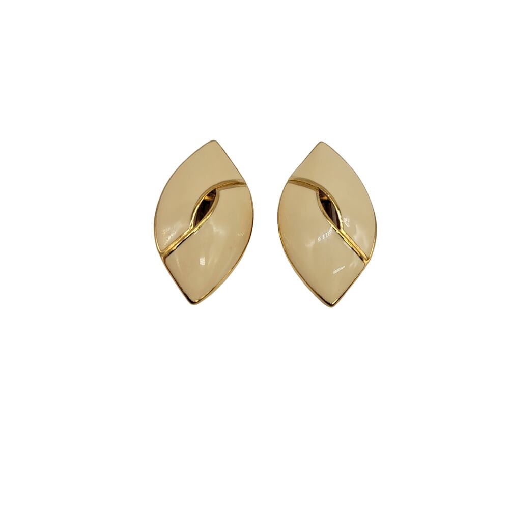 Vintage Trifari Enamel Cream Gold Clip On Earring Set Signed Geometric Shape